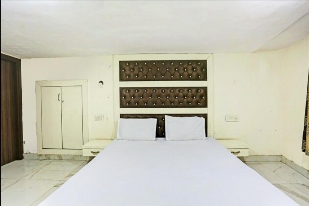 Mishra Residency Otel Amritsar Dış mekan fotoğraf